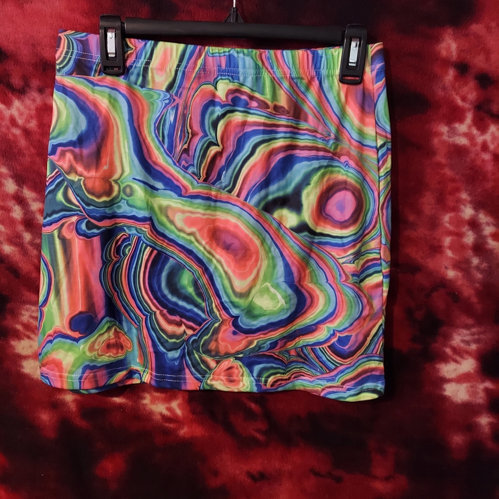 Colorful Swirl Pattern Two Piece Set - Picture 3 of 3